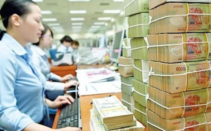 Thận trọng với rủi ro tín dụng bất động sản