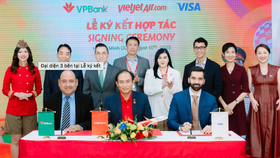 Ba ông lớn bắt tay kết nối tiêu dùng số