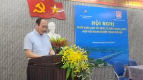 Ông Trần Văn Mỹ - Chủ tịch Hiệp hội Doanh nghiệp thành phố Huế phát biểu tại sự kiện