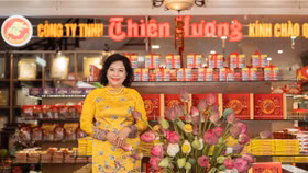 Doanh nhân Hồ Thị Hoa - Người gìn giữ "hương vị trời" cho mè xửng Huế