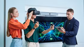 Các hợp đồng quy mô trăm triệu USD không chỉ mang về cho FPT nguồn doanh thu ổn định trong dài hạn mà còn chứng minh năng lực cạnh tranh trên quy mô toàn cầu, đặc biệt trong lĩnh vực chuyển đổi số và công nghệ AI