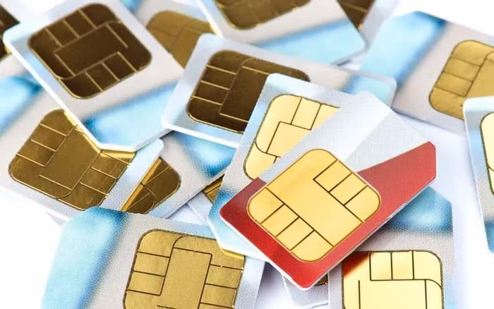 Từ ngày 15/4, nhiều thuê bao di động có thể bị gián đoạn dịch vụ nếu chưa hoàn tất xác thực theo quy định mới (Ảnh minh họa)