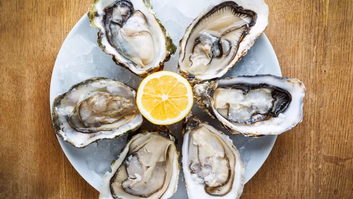 oysters-lemon-stock-today-tease-150806.jpg