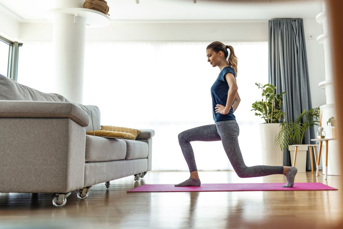 Bí quyết giữ thể lực khi đi du lịch chỉ với các bài tập tại chỗ