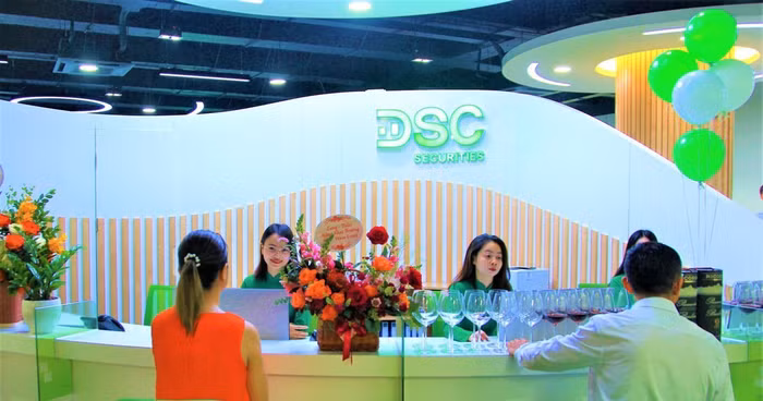 Chứng khoán DSC nộp hồ sơ đăng ký niêm yết trên HOSE