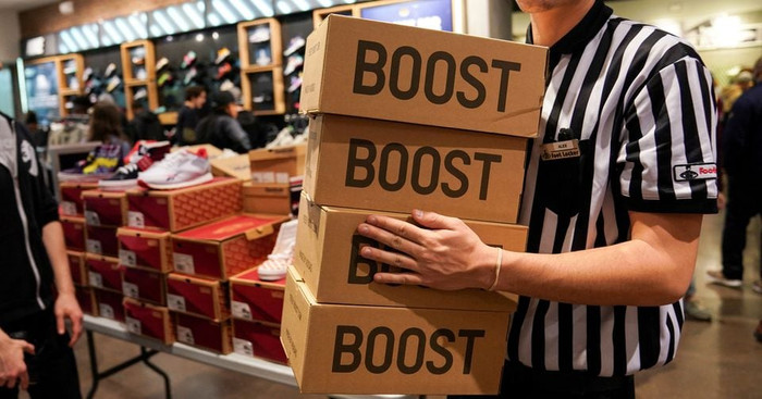 Một cửa hàng Foot Locker tại TTTM King of Prussia (Mỹ)