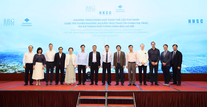 Hội đồng thi tuyển Cuộc thi Phương án kiến trúc Tháp Tài chính 108 tầng