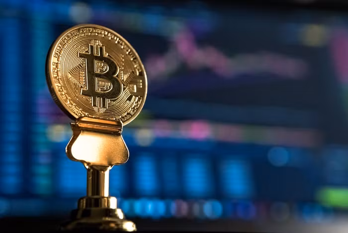 Bitcoin trượt khỏi mốc 43.000 USD trong phiên sáng 11/12