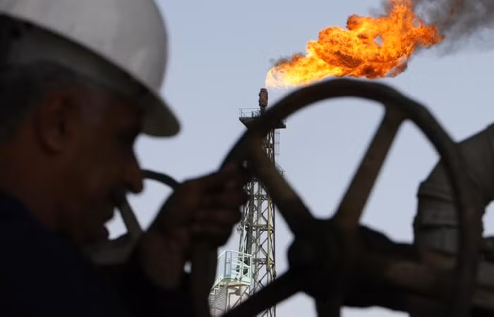 Thách thức nhiều hơn động lực, tương lai giá dầu khó đoán định trong năm 2024