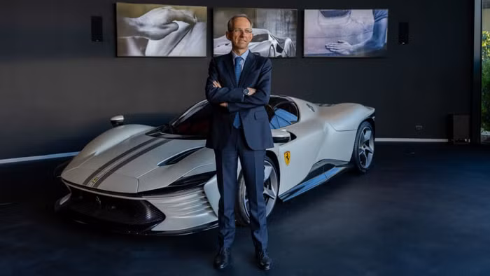 Ferrari.jpg