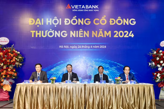VietABank thông qua kế hoạch lãi 1.058 tỷ đồng trong năm 2024, uỷ quyền Hội đồng quản trị chọn "nhà mới" cho cổ phiếu