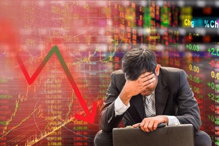 Chứng khoán thành công “thoát hiểm”, nên ưu tiên chiến lược ngắn hạn với tỷ trọng vừa phải