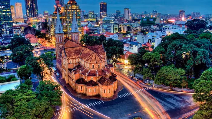 Việt Nam là quốc gia duy nhất chứng kiến mức tăng trưởng tài sản hơn 120% trong thập kỷ tới