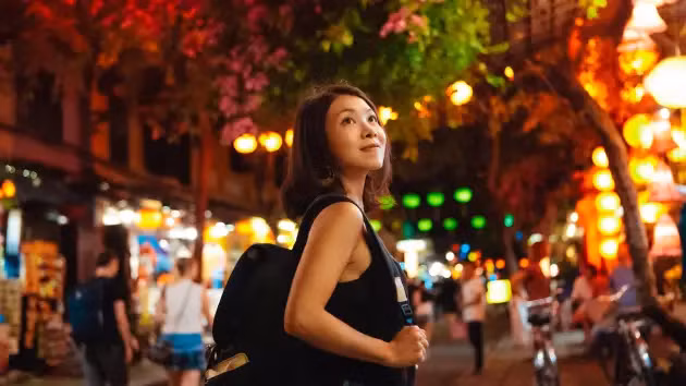 Việt Nam tiếp tục được xếp hạng là quốc gia có mức chi phí sinh hoạt dễ chịu nhất cho người nước ngoài