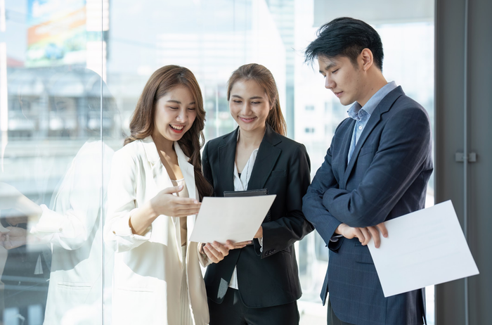 Kế hoạch kế nhiệm hiệu quả là chuẩn bị cho tương lai tổ chức bằng cách nhận diện, giữ chân và phát triển nhân tài nội bộ thành lãnh đạo kế cận - Ảnh: Robert Walters anh-chup-man-hinh-2025-09-19-luc-102032-sa.png
