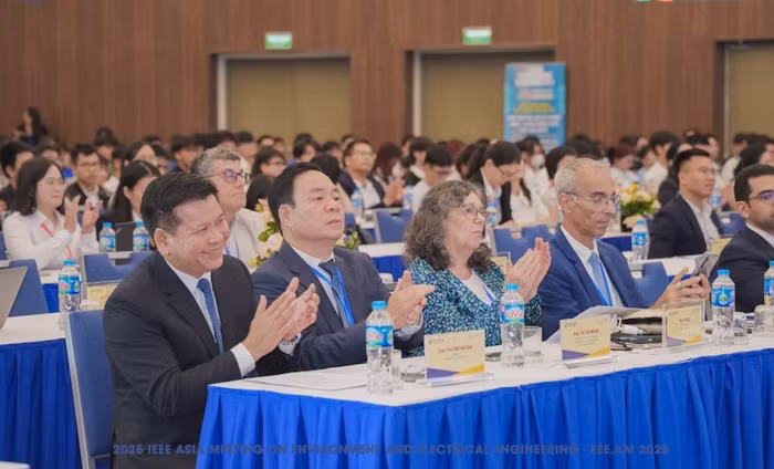 anh-chup-man-hinh-2025-11-09-luc-64108-ch.png