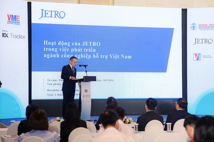 Ông Haruhiko Ozasa, Trưởng đại diện JETRO tại Hà Nội anh-chup-man-hinh-2025-06-03-luc-30242-ch.png
