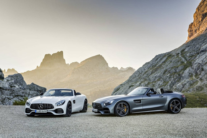 Mercedes trình làng xe mui trần GT C Roadster AMG 2017 ảnh 2 Mercedes trinh lang xe mui tran GT C Roadster AMG 2017 hinh anh 3
