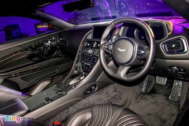 Aston Martin DB11 ra mắt giới đại gia Đông Nam Á ảnh 10 Aston Martin DB11 ra mat gioi dai gia Dong Nam A hinh anh 10