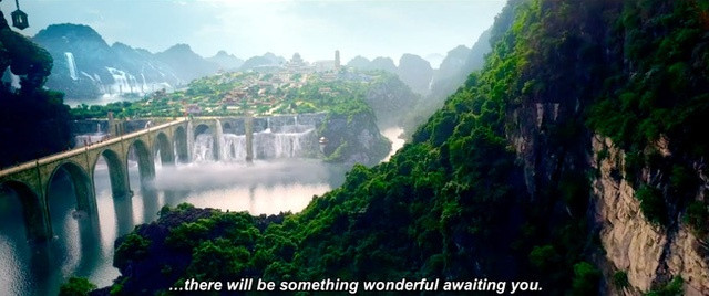 Bộ phim đầu tay của diễn viên Ngô Thanh Vân ở cương vị đạo diễn đưa người xem lạc vào cõi bồng lai tiên cảnh, vừa thực vừa ảo.