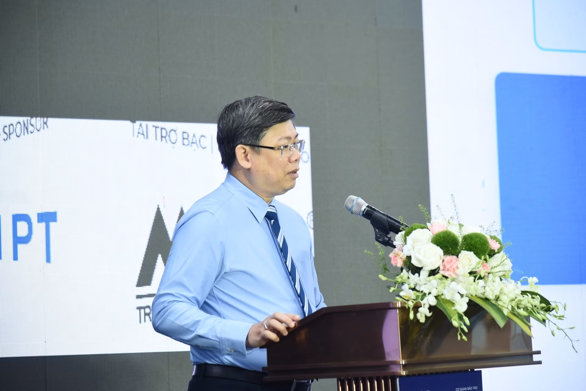 ong-hoang-huu-hanh.jpg