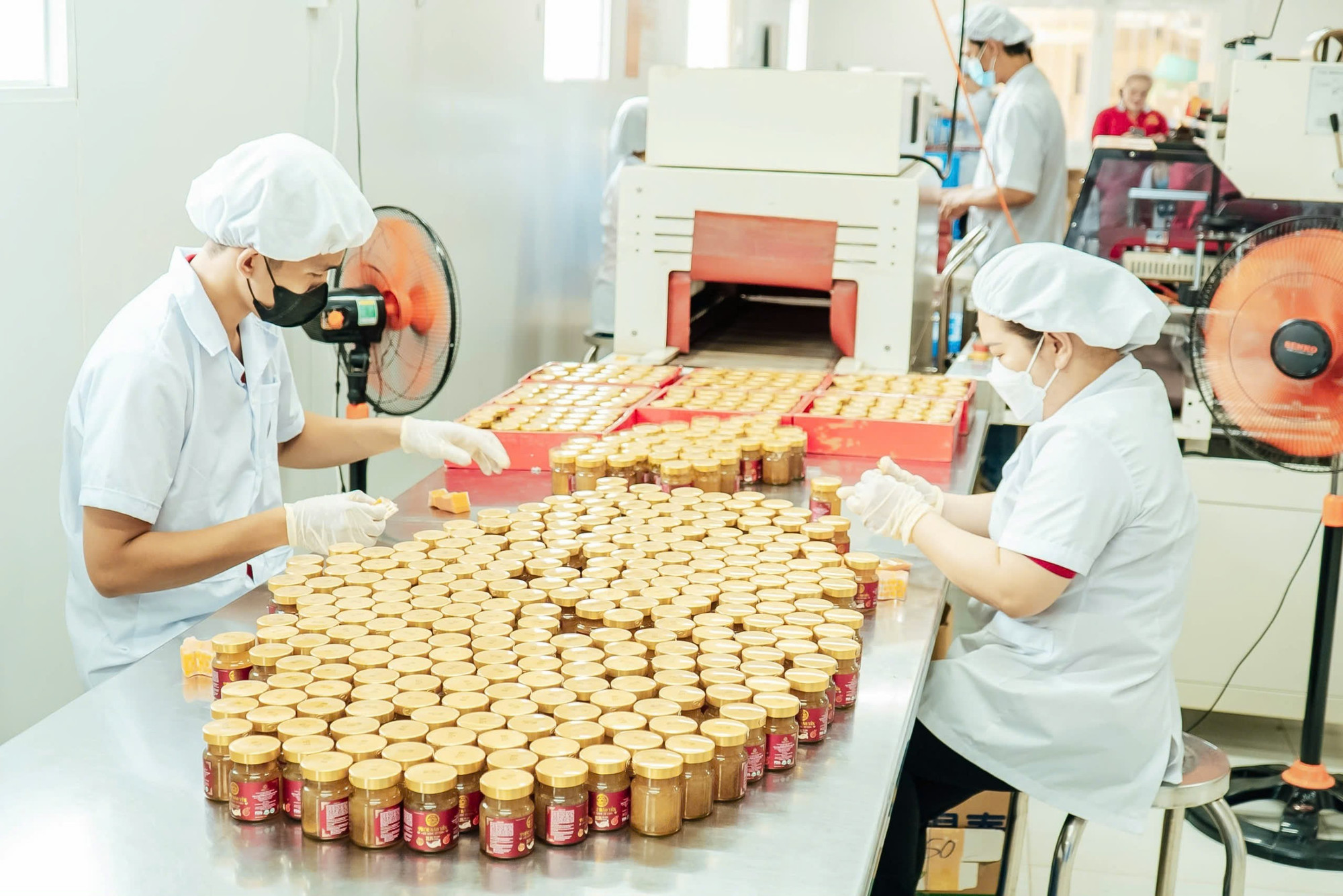 Dây chuyền sản xuất đạt chuẩn GMP của Phúc Bảo Yến Dây chuyền sản xuất đạt chuẩn GMP của Phúc Bảo Yến