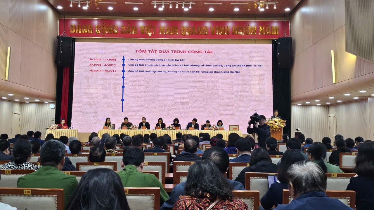 Toàn cảnh hội nghị