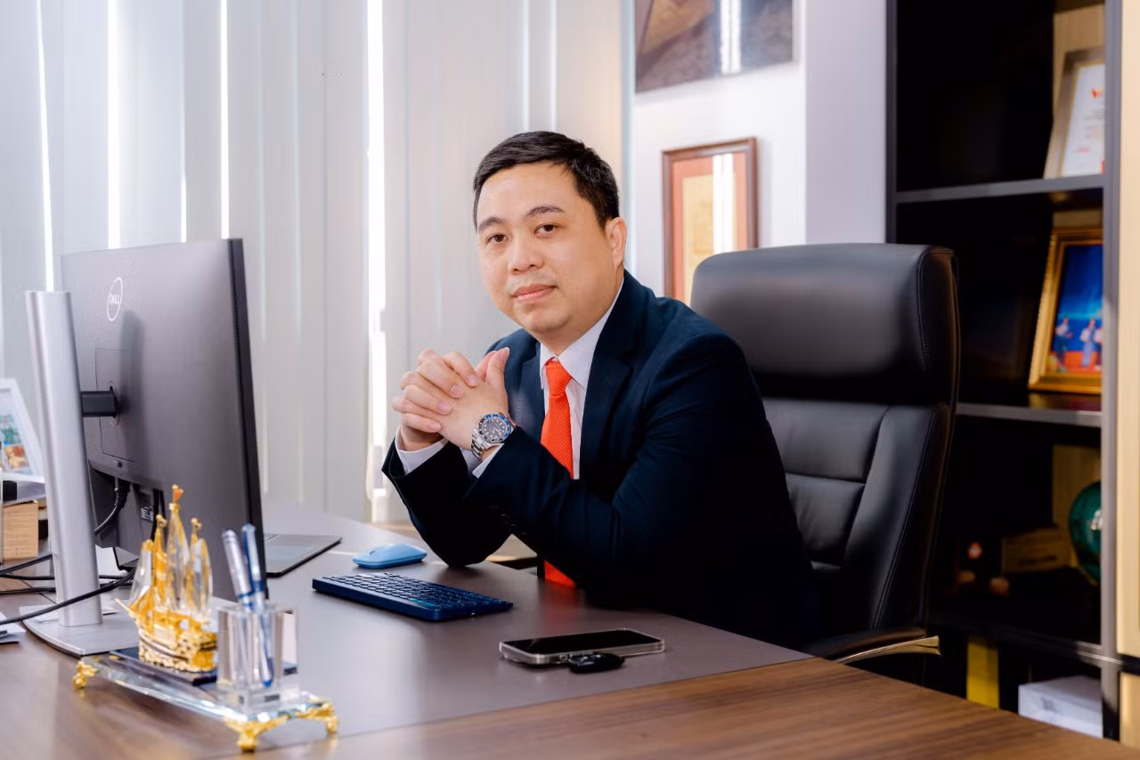 Với kinh nghiệm nhiều năm trong lĩnh vực công nghệ, ông Vũ Gia Luyện cho rằng tư duy dữ liệu và cơ chế thử nghiệm “sandbox” có thể giúp thúc đẩy đổi mới sáng tạo trong quản trị đô thị