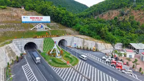 “Vua hầm” Đèo Cả và tham vọng kiến tạo đại lộ 300.000 tỷ bên sông Hồng