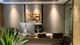 Nợ phải trả của Tập đoàn R&H gấp gần 14 lần vốn chủ sở hữu