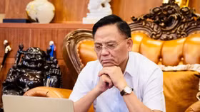 Soi khối tài sản khổng lồ của "bầu Đoan": Dinh thự như cung điện, siêu xe xếp hàng dài, đất vàng khắp nơi