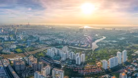 Đại gia địa ốc đua “vẽ lại bản đồ bất động sản” 