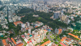 Vì sao giá nhà không ngừng “leo thang”?