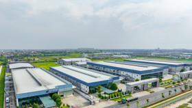 Ông lớn bất động sản khu công nghiệp đua nhau báo lãi “khủng”