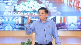 Bộ trưởng Bộ Xây dựng Trần Hồng Minh tại hội nghị