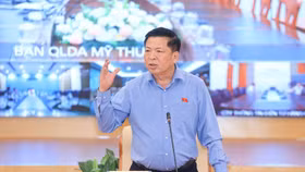 Bộ trưởng Bộ Xây dựng Trần Hồng Minh tại hội nghị