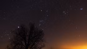 Tử vi vui 12 cung hoàng đạo ngày 4/4: Song Tử thành công gõ cửa, Kim Ngưu “né drama”, Sư Tử cẩn thận thị phi