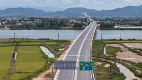 Một đoạn cao tốc Vũng Áng - Bùng