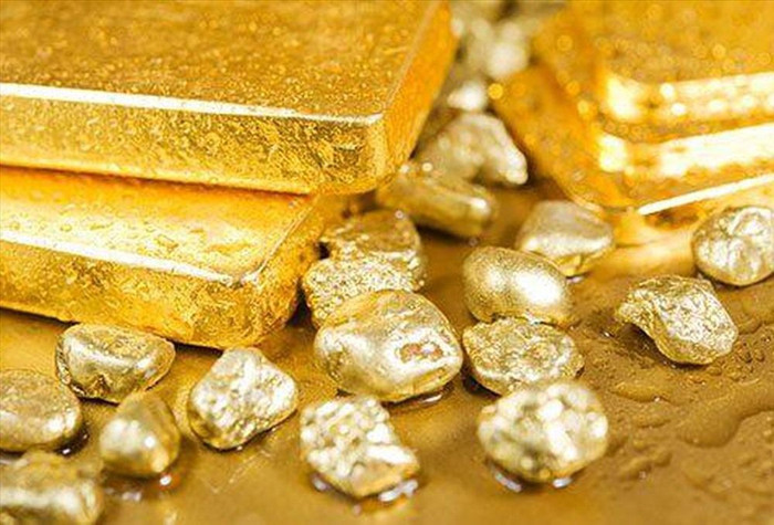 Áp lực chốt lời tăng mạnh, giá vàng thế giới tiếp tục rơi sâu