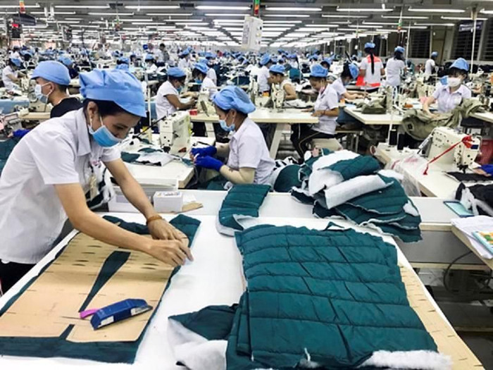 Dòng vốn ngoại đổ mạnh vào Việt Nam, FDI 7 tháng vượt 24 tỷ USD