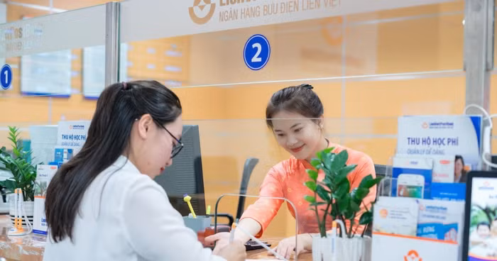 Ngân hàng LPBank giảm mạnh lãi suất huy động trong tháng 11/2023