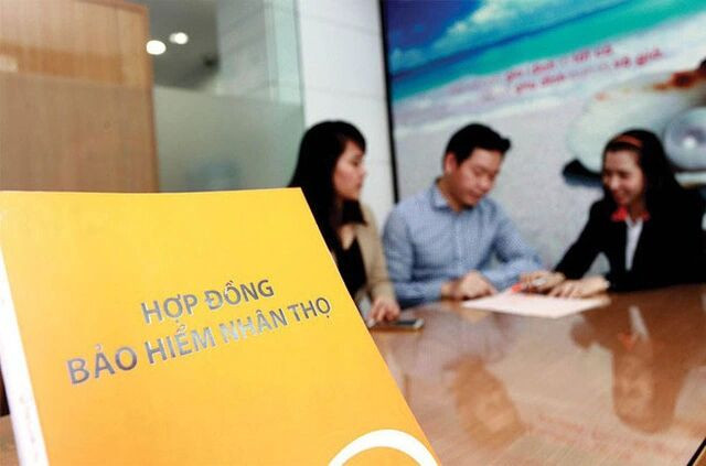 Loạt sản phẩm bảo hiểm nhân thọ ngừng bán từ ngày 1/7, khách hàng cũ liệu có thiệt?