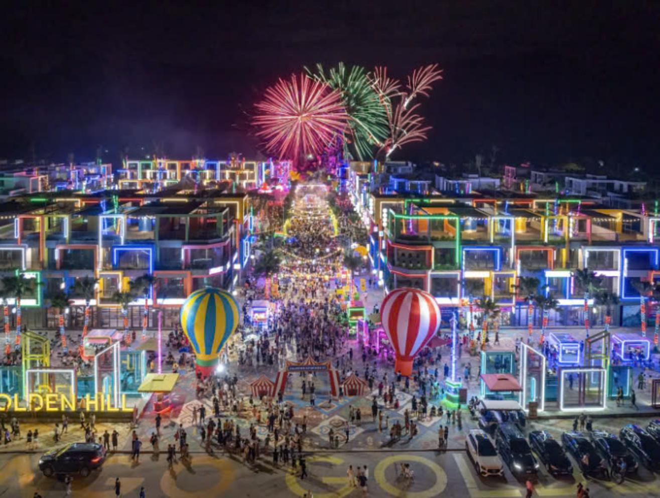 Lễ hội đường phố LALA TOWN tụ điểm ăn chơi mới tại Hà Nam z5733663020115_60eb0a8642020bc4c4e2eb98f4bf6550.jpg