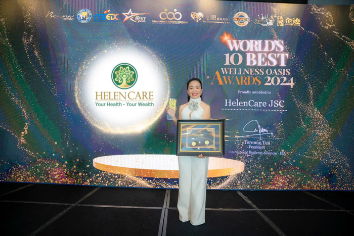 Nữ doanh nhân Lê Thúy Nga (Helen Nga Lê) nhận giải thưởng “World's 10 Best Wellness Clinic Awards 2024”