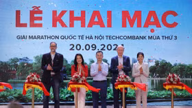 Khai mạc giải Marathon quốc tế Hà Nội Techcombank mùa thứ 3, lan tỏa ý nghĩa nhân văn, tinh thần gắn kết cộng đồng