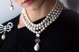 Bộ trang sức 36 triệu USD của nữ hoàng Pháp Marie Antoinette