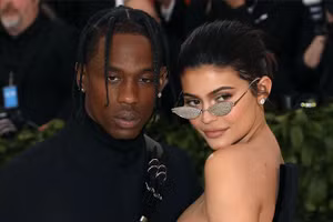Kylie Jenner thấy hối hận vì đặt tên con là 'Sói' (Wolf)