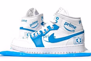 Nike đâm đơn kiện một cựu nhân viên vì “độ giày”