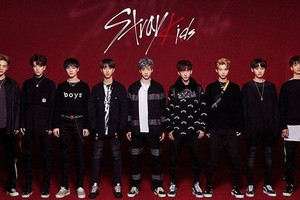 Đĩa đơn "Christmas EveL" - Stray Kids với những hình ảnh đậm chất giáng sinh