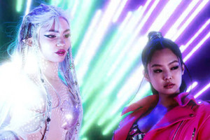 Blackpink Jennie xuất hiện trong MV “Shinigami Eyes” của Grimes